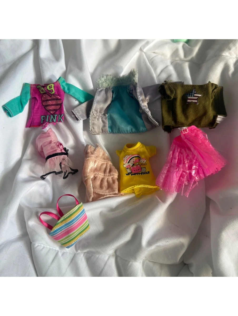 barbie doll clothing bundle